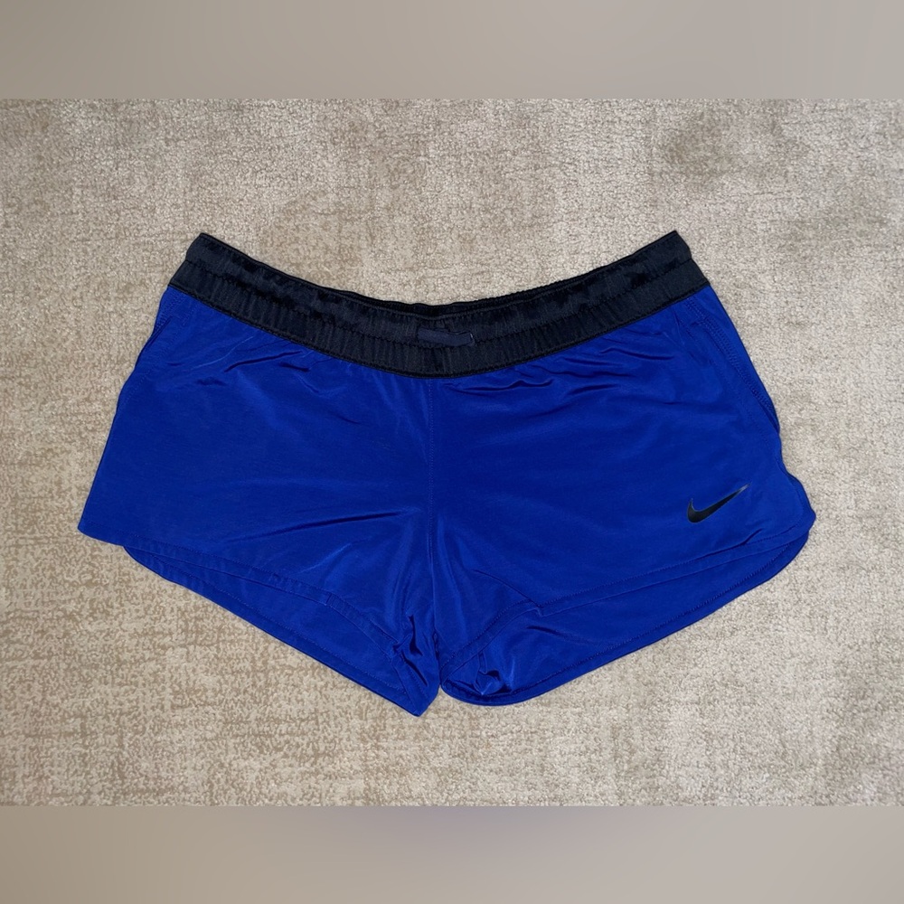 Nike Women’s Dri-Fit Shorts Size M Elastic Waistband Deep Purple Black